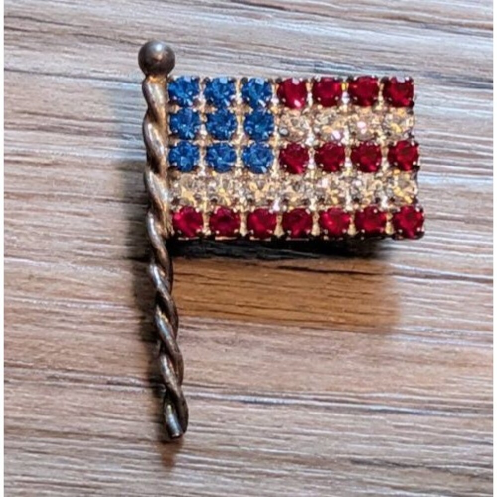 Vtg Signed EISENBERG ICE USA  AMERICAN FLAG Red White Blue Brooch Pin